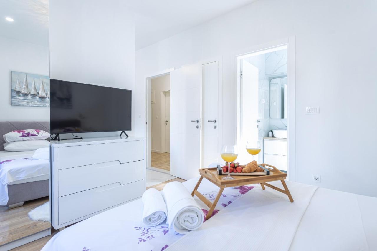 Star Music Apartment Split Bagian luar foto
